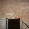 Технология ремонта кирпичной кладки в стене квартиры снаружи или изнутри, если имеются дыры отдельными частями